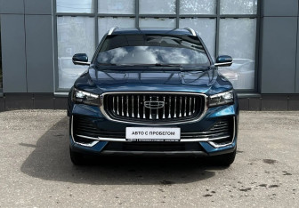 Подержанный автомобиль Geely Monjaro 2023 года (2 фото)