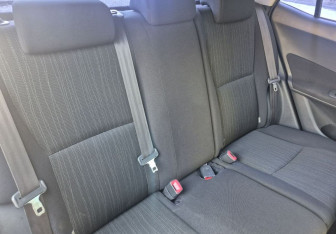 Подержанный автомобиль Toyota Auris Hatchback 2007 года (11 фото)