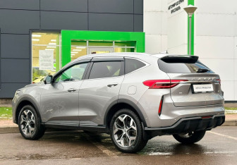 Подержанный автомобиль Haval F7 2023 года (7 фото)