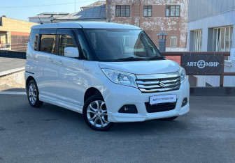 Подержанный автомобиль Suzuki Solio 2017 года (3 фото)