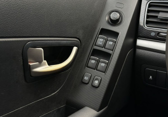 Подержанный автомобиль SsangYong Actyon 2013 года (15 фото)