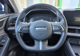 Подержанный автомобиль Haval F7x 2023 года (11 фото)