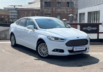 Подержанный автомобиль Ford Mondeo Sedan 2016 года (3 фото)