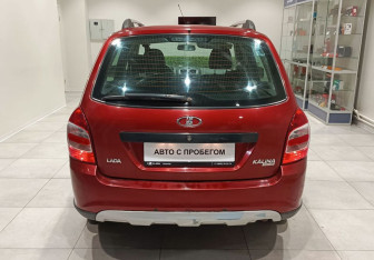Подержанный автомобиль LADA (ВАЗ) Kalina Wagon 2018 года (7 фото)
