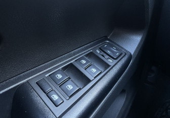 Подержанный автомобиль LADA (ВАЗ) Vesta Wagon 2019 года (14 фото)