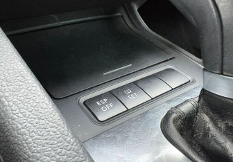 Подержанный автомобиль Volkswagen Golf Hatchback 2008 года (14 фото)