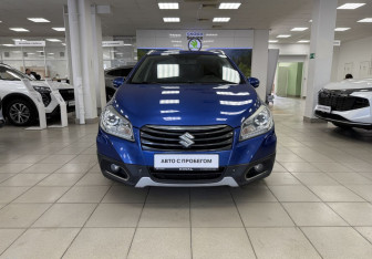 Подержанный автомобиль Suzuki SX4 Hatchback 2014 года (2 фото)