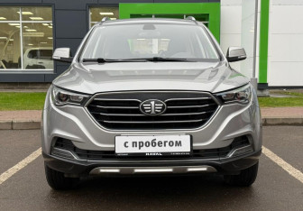 Подержанный автомобиль FAW Besturn X40 2021 года (2 фото)