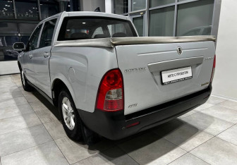 Подержанный автомобиль SsangYong Actyon 2010 года (8 фото)