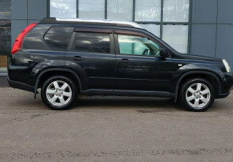 Подержанный автомобиль Nissan X-Trail 2007 года (4 фото)