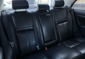 Подержанный автомобиль Toyota Avensis Sedan 2007 года (11 фото)