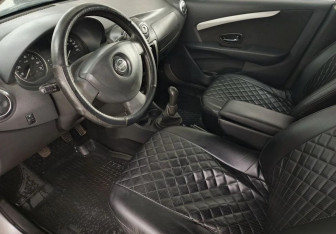 Подержанный автомобиль Nissan Almera Sedan 2014 года (9 фото)