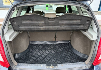 Подержанный автомобиль LADA (ВАЗ) Kalina Wagon 2012 года (14 фото)