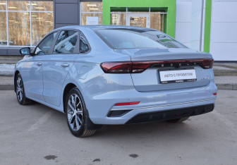 Подержанный автомобиль Geely Emgrand 2023 года (8 фото)