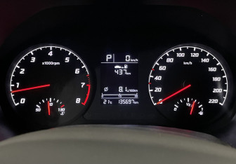 Подержанный автомобиль Hyundai Solaris Sedan 2020 года (12 фото)