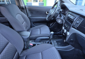 Подержанный автомобиль SsangYong Actyon 2013 года (9 фото)