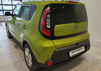 Подержанный автомобиль Kia Soul 2015 года (7 фото)