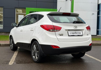 Подержанный автомобиль Hyundai ix35 2014 года (7 фото)