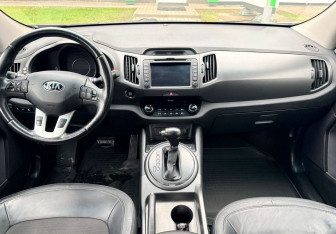 Подержанный автомобиль Kia Sportage 2013 года (11 фото)