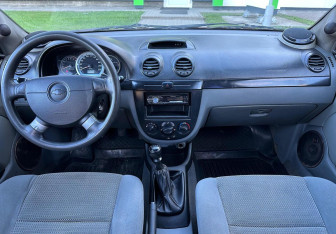 Подержанный автомобиль Chevrolet Lacetti Hatchback 2007 года (9 фото)