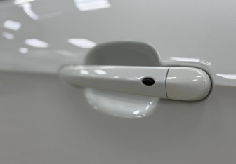 Подержанный автомобиль Kaiyi E5 2023 года (17 фото)