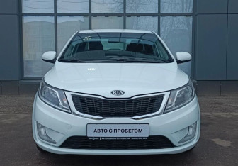 Подержанный автомобиль Kia Rio Sedan 2013 года (2 фото)