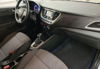 Подержанный автомобиль Hyundai Solaris Sedan 2017 года (11 фото)