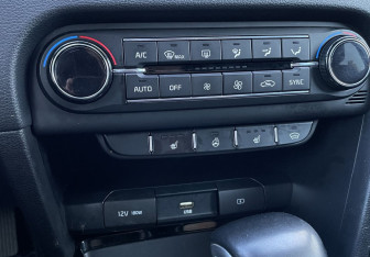 Подержанный автомобиль Kia Ceed Wagon 2020 года (17 фото)