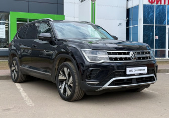 Подержанный автомобиль Volkswagen Teramont 2022 года (3 фото)