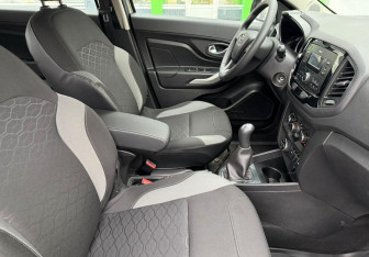 Подержанный автомобиль LADA (ВАЗ) XRAY 2019 года (10 фото)