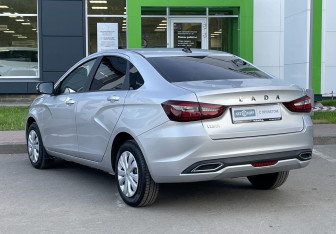 Подержанный автомобиль LADA (ВАЗ) Vesta Sedan 2024 года (7 фото)