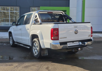 Подержанный автомобиль Volkswagen Amarok 2013 года (7 фото)