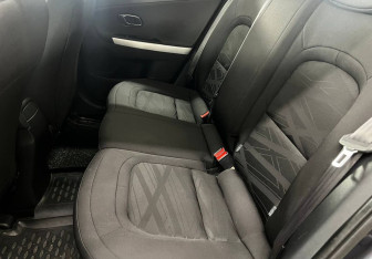 Подержанный автомобиль Kia Ceed Hatchback 2018 года (12 фото)