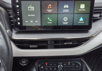 Подержанный автомобиль Haval F7 2022 года (13 фото)