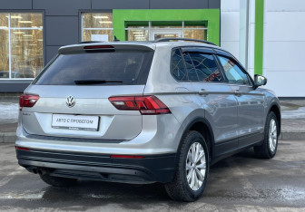 Подержанный автомобиль Volkswagen Tiguan 2020 года (5 фото)