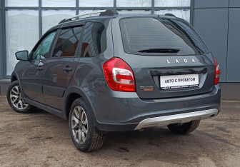 Подержанный автомобиль LADA (ВАЗ) Granta Wagon 2021 года (8 фото)