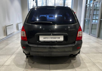 Подержанный автомобиль LADA (ВАЗ) Kalina Wagon 2010 года (6 фото)