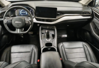 Подержанный автомобиль Haval F7 2022 года (9 фото)
