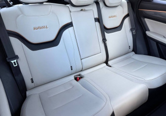 Подержанный автомобиль Haval Jolion 2021 года (10 фото)