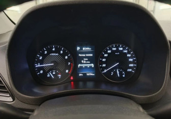 Подержанный автомобиль Hyundai Solaris Sedan 2021 года (12 фото)
