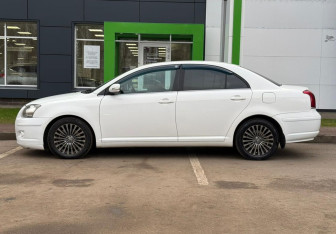 Подержанный автомобиль Toyota Avensis Sedan 2007 года (8 фото)