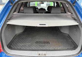 Подержанный автомобиль Chevrolet Lacetti Wagon 2011 года (15 фото)