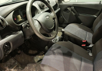 Подержанный автомобиль LADA (ВАЗ) Granta Sedan 2013 года (11 фото)