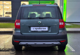 Подержанный автомобиль Skoda Yeti 2013 года (6 фото)