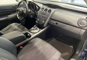 Подержанный автомобиль Mazda CX-7 2011 года (11 фото)