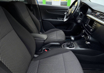 Подержанный автомобиль Kia Rio Sedan 2017 года (9 фото)