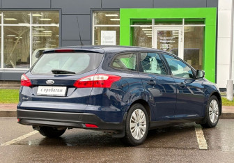 Подержанный автомобиль Ford Focus Wagon 2012 года (5 фото)