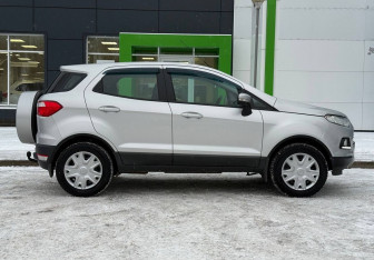 Подержанный автомобиль Ford EcoSport 2016 года (4 фото)