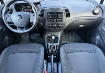 Подержанный автомобиль Renault Kaptur 2018 года (9 фото)