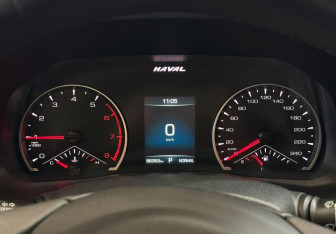 Подержанный автомобиль Haval F7 2019 года (12 фото)